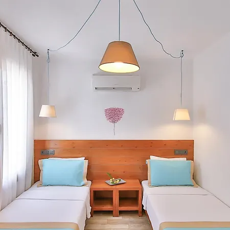 Mare Nostrum Hotel apartamentowy 4*