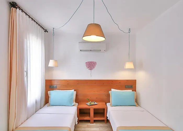 Mare Nostrum Aparthotel 4*